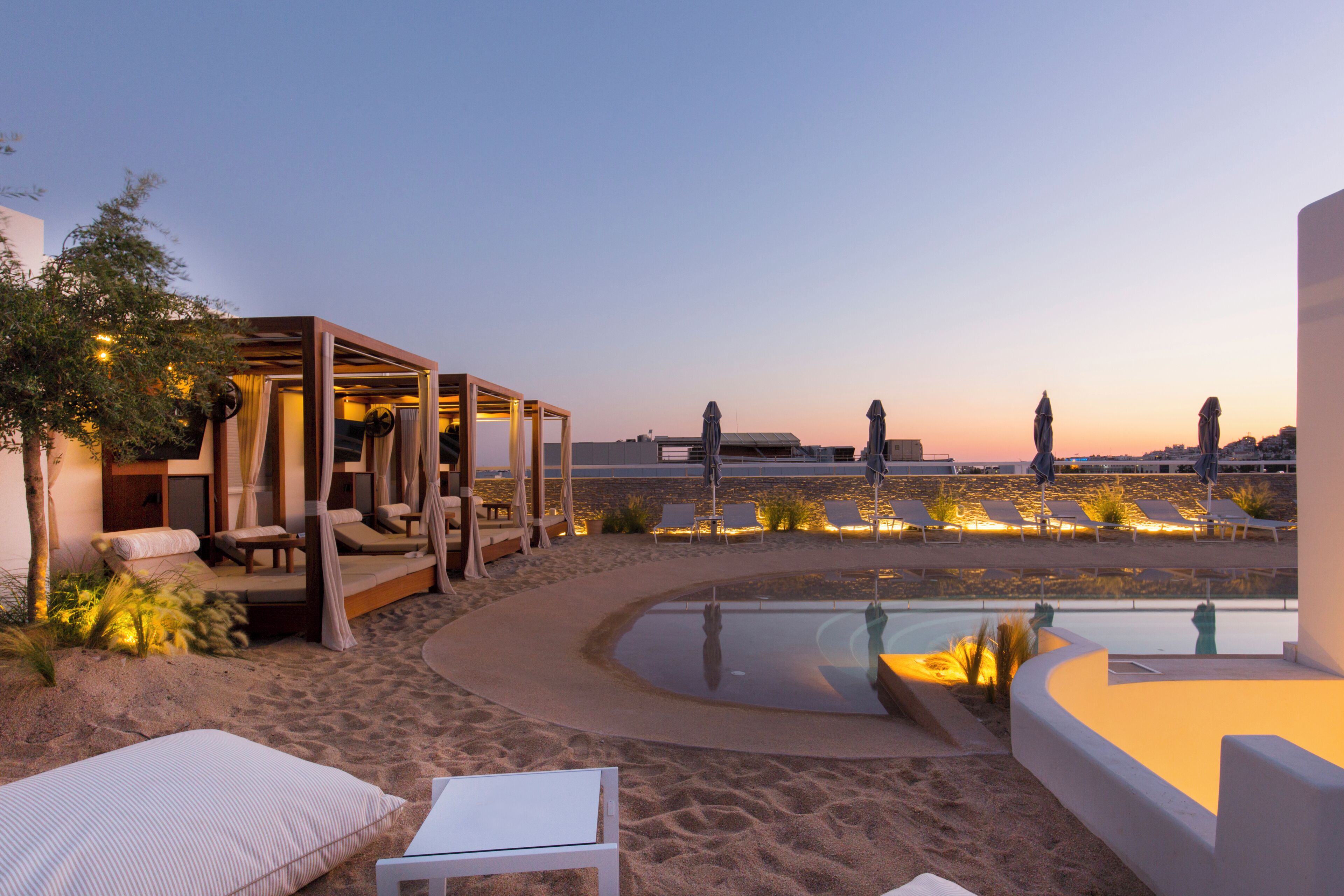 seasonal outdoor pool, pool cabanas (surcharge), pool umbrellas