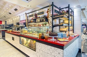 Restaurant - Airotel Alexandros Hotel (Athens)
