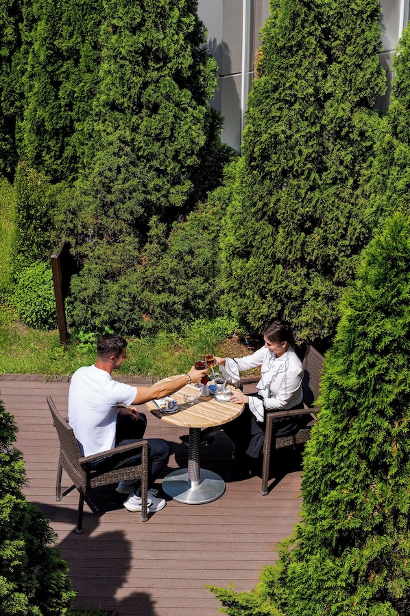 Terrace/patio - RIN Airport (Otopeni)