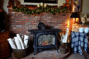 Lounge - Greenbrier Inn (Killington)