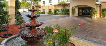 Citrus Suites Redlands Loma Linda Hotel