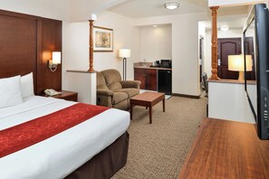 1 bedroom, premium bedding, desk, laptop workspace