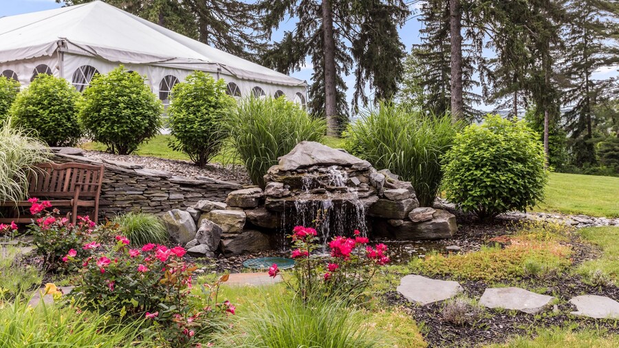 Traditions Hotel & Spa Johnson City - Binghamton, an Ascend Collection Hotel