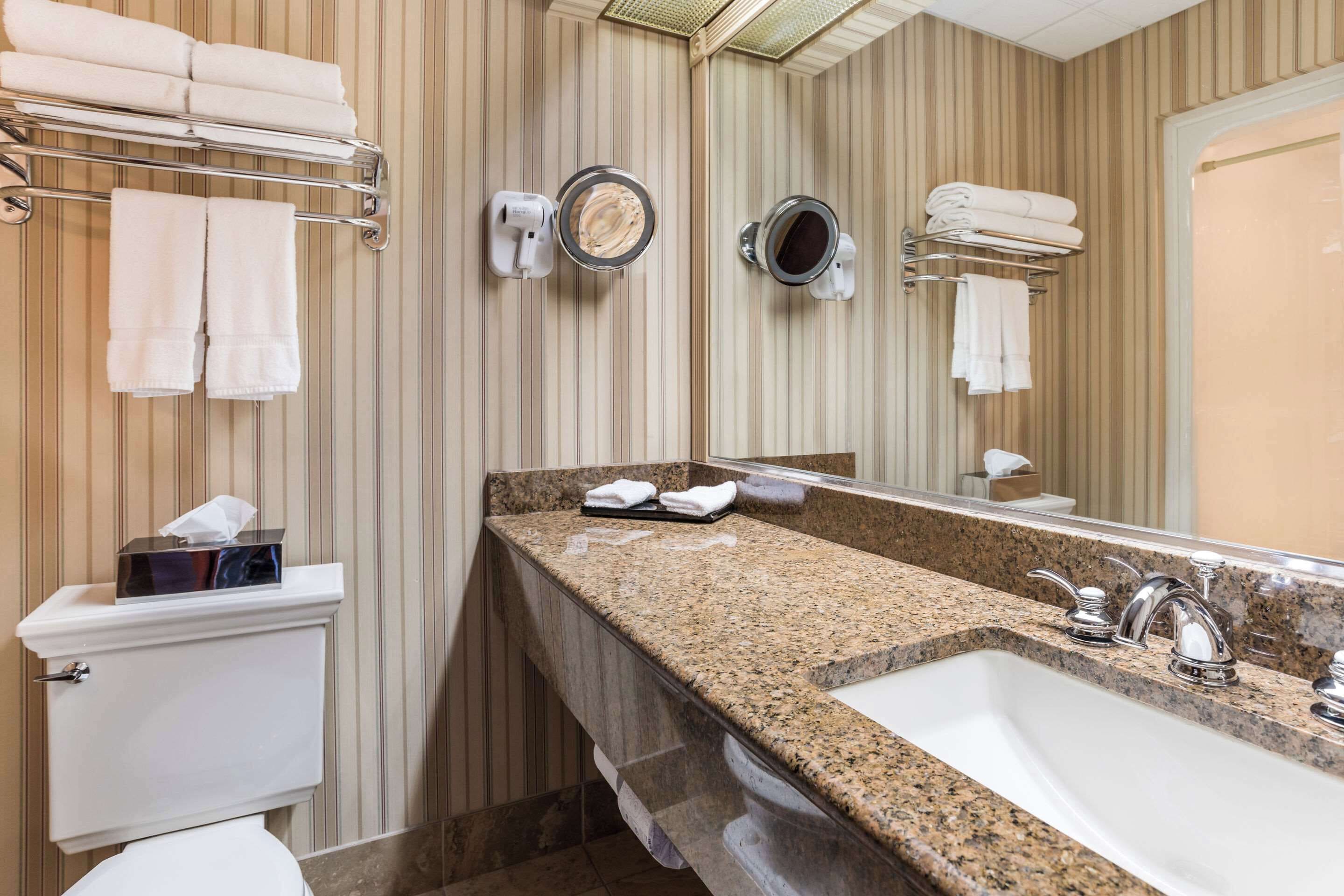 room, 1 king bed, non smoking, fireplace | premium bedding, pillow-top beds, in-room safe, individually decorated