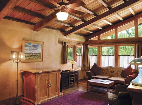 El Portal Sedona Hotel - Image 77