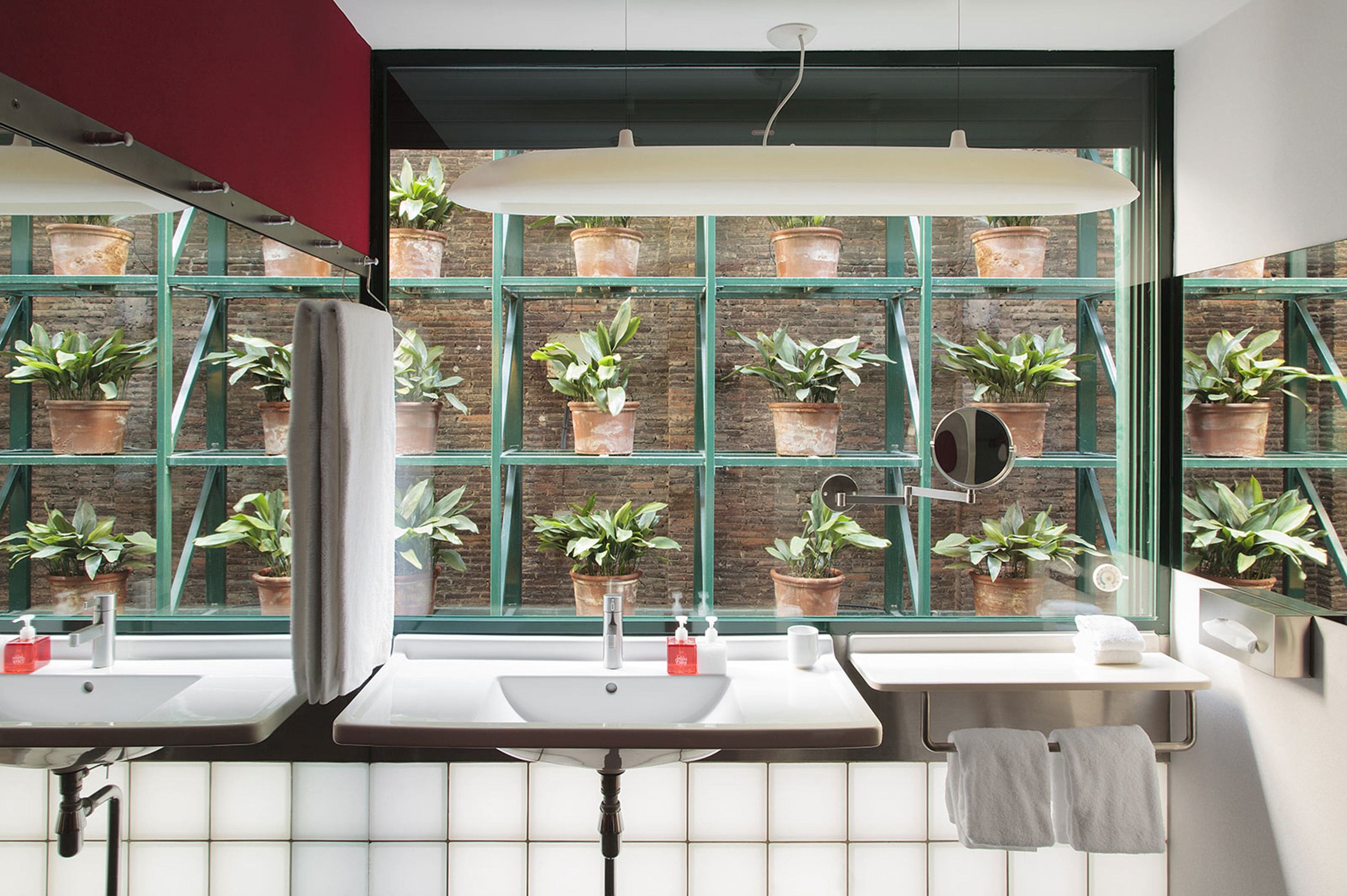 rainfall showerhead, free toiletries, hair dryer, bathrobes