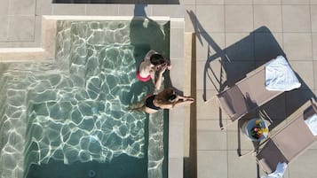 Grand Deluxe, Private Pool | Terrace/patio