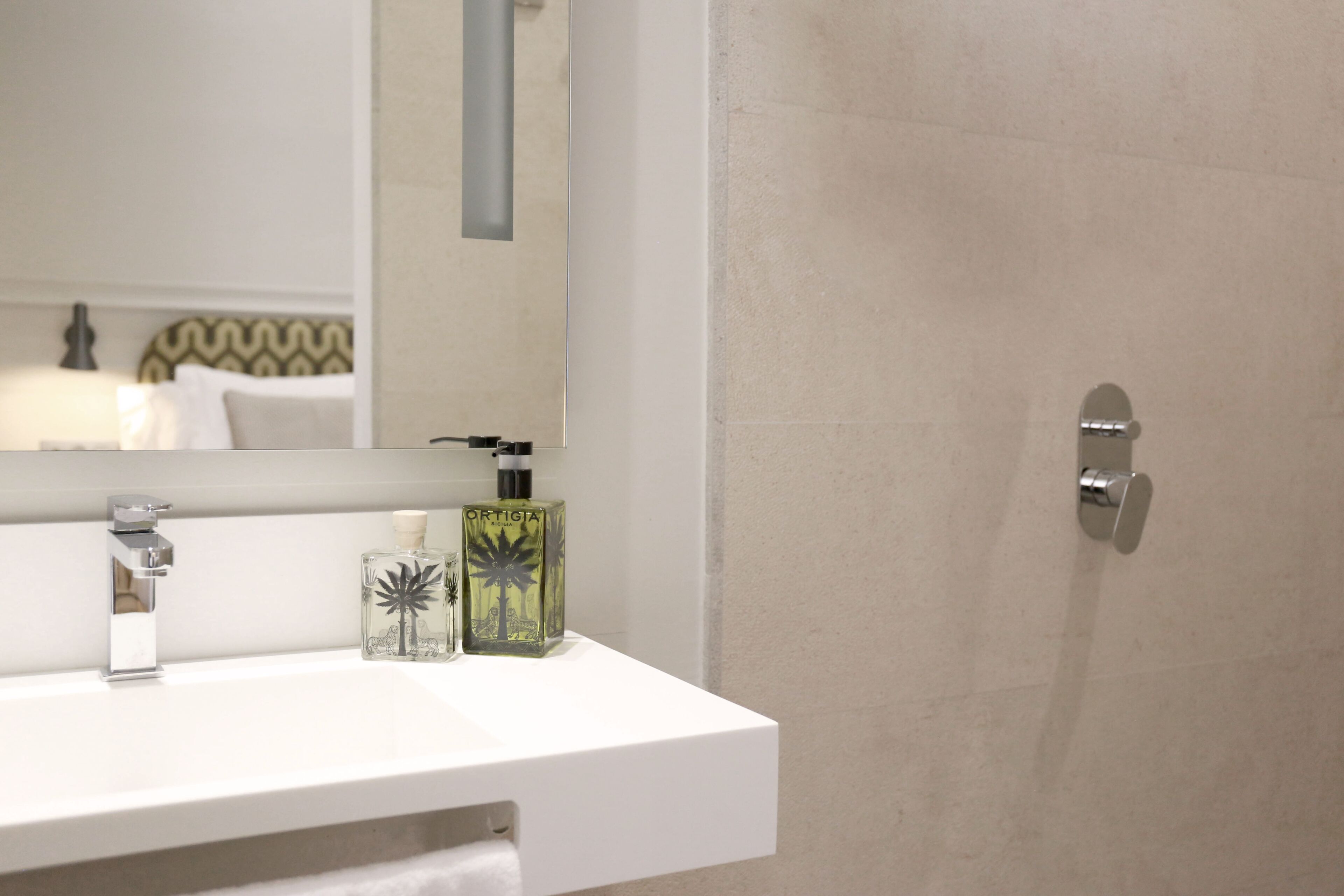 superior double room | bathroom | separate bathtub and shower, free toiletries, hair dryer, towels