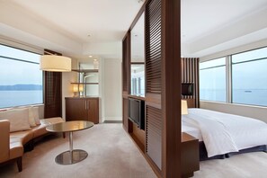 Panoramic Suite | 1 bedroom, down comforters, blackout drapes, soundproofing