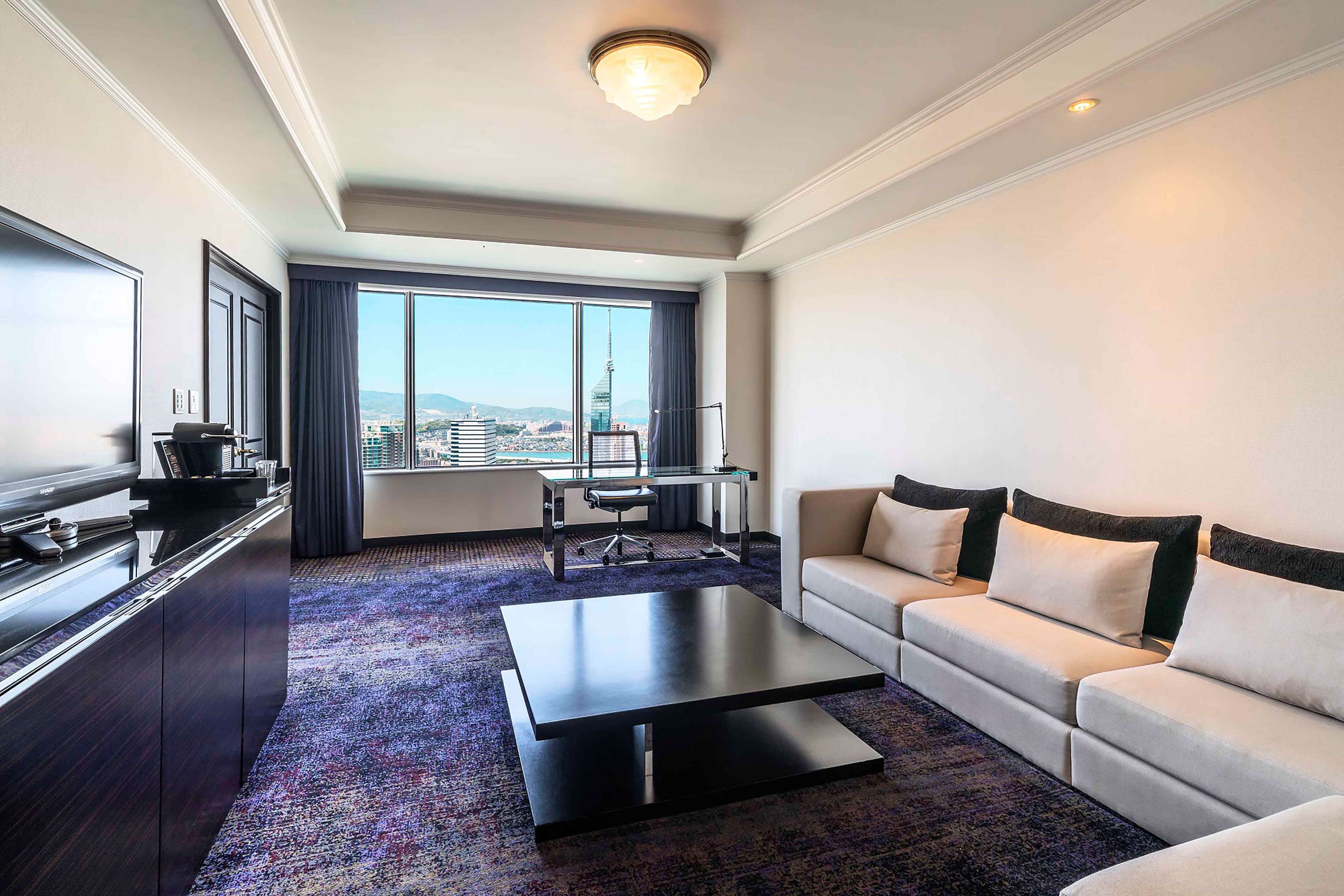 executive twin suite | 1 bedroom, down duvets, blackout curtains, soundproofing