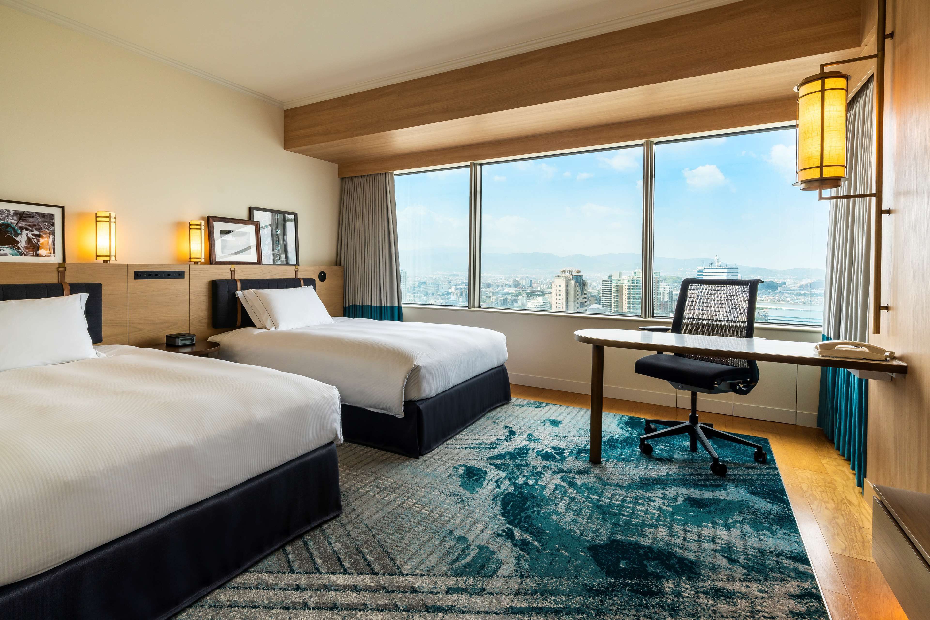 room (twin hilton high floor) | 1 bedroom, down duvets, blackout curtains, soundproofing