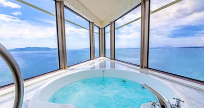 Hilton Fukuoka Sea Hawk