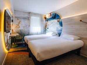 Chambre Standard, 2 lits une place | Literie de qualité supérieure, surmatelas, bureau, rideaux occultants