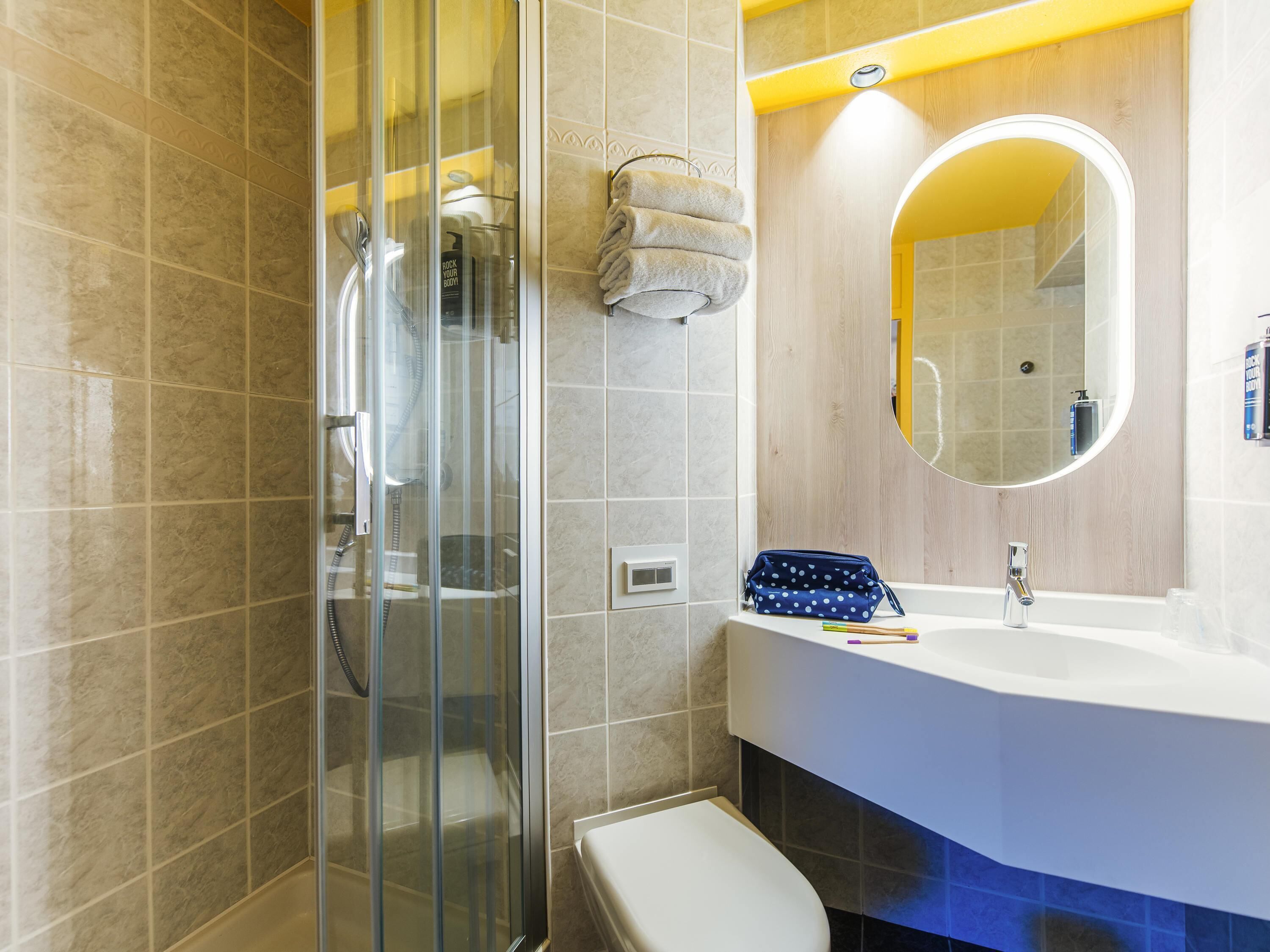Habitación doble estándar, varias camas