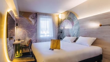 Habitación estándar doble, 1 cama doble | Ropa de cama de alta calidad y colchones con acolchado adicional