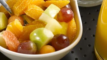 Petit déjeuner buffet (14.9 EUR par personne)