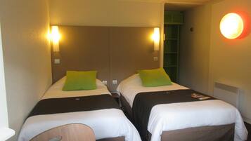 Standard Room, 2 Single Beds | 20 bedrooms, premium bedding, desk, iron/ironing board