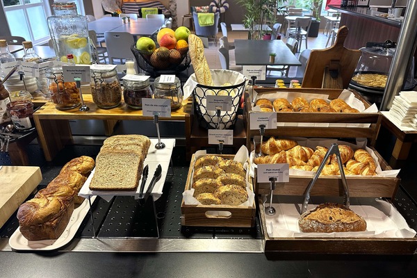 Daily to-go breakfast for a fee