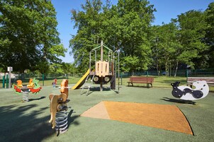 Children's play area - outdoor