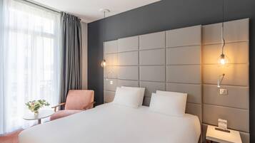 In-room safe, individually furnished, desk, blackout curtains