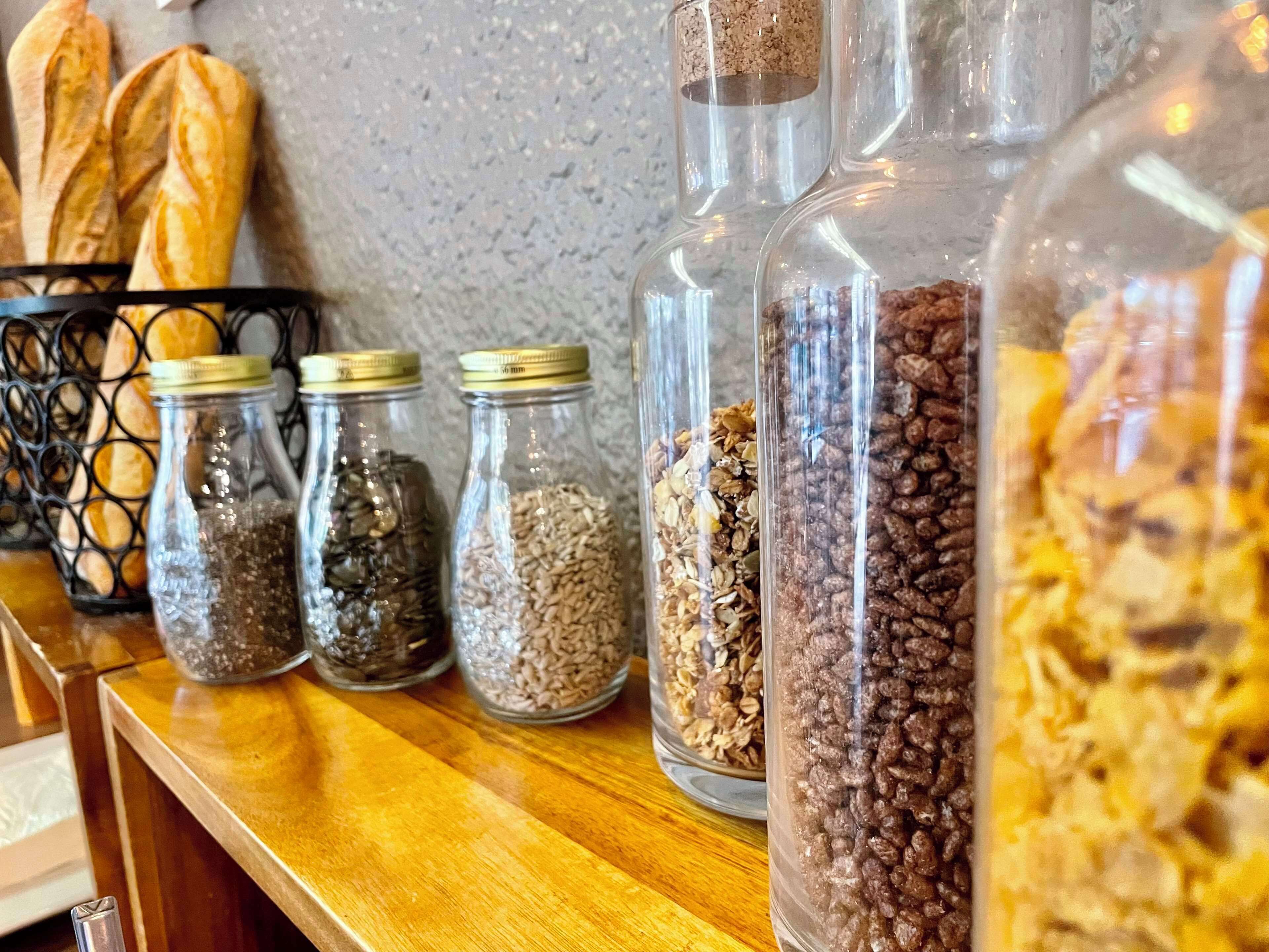 Daily buffet breakfast (EUR 14.9 per person)