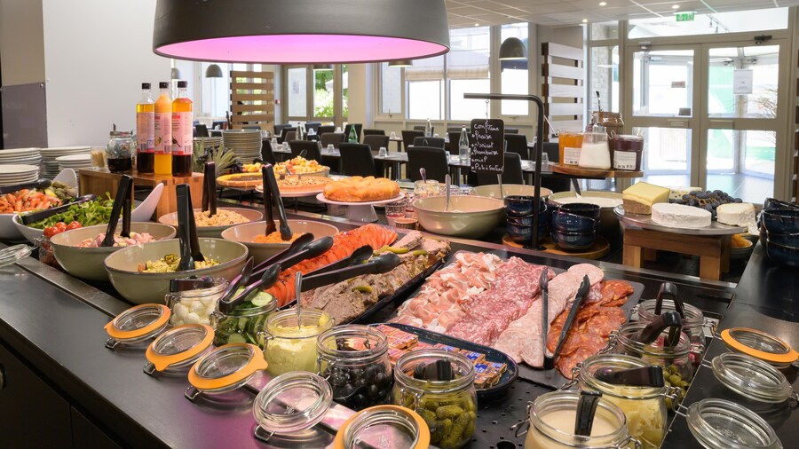 马恩河谷托尔希康铂饭店