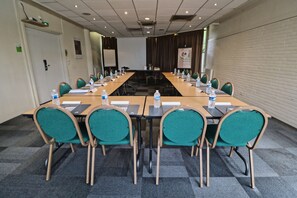 สถานที่จัดงานประชุม