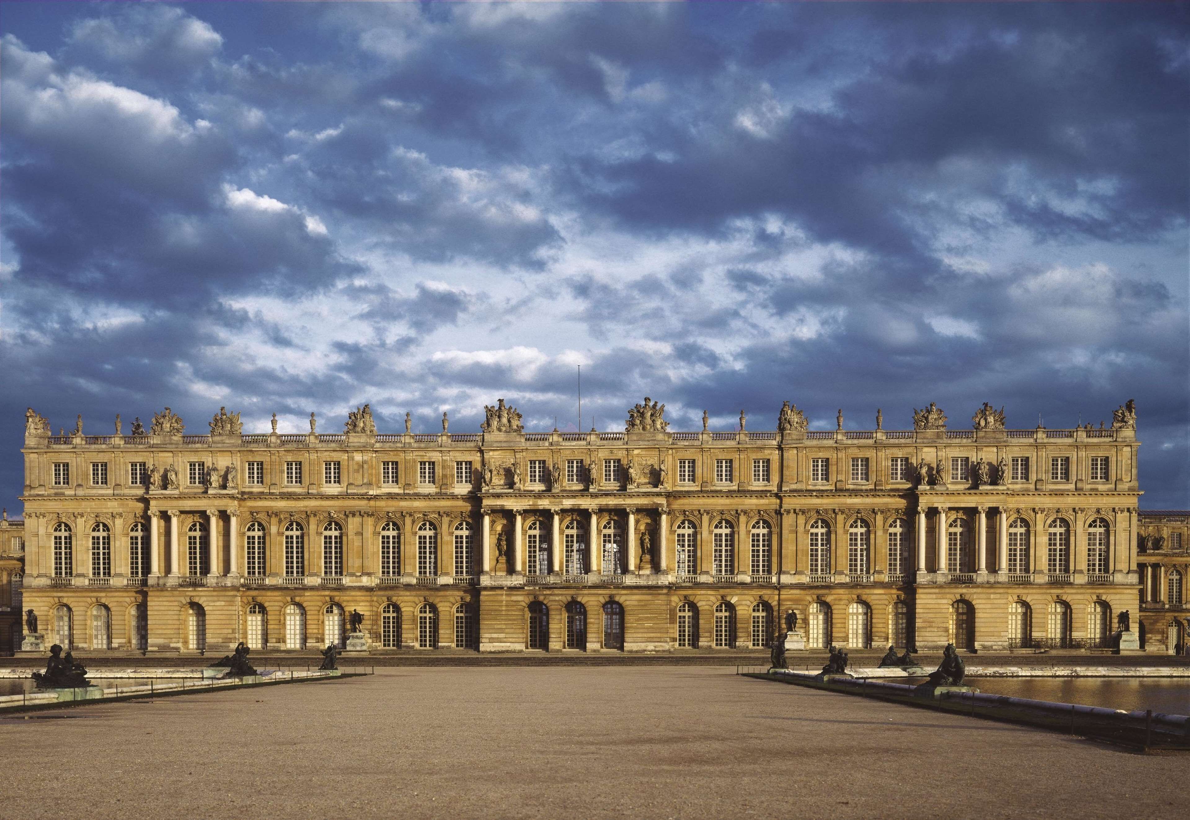 Foto - Campanile Saint-Quentin-En-Yvelines