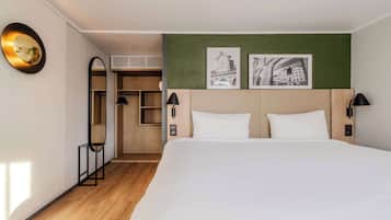 Ropa de cama de alta calidad y escritorio