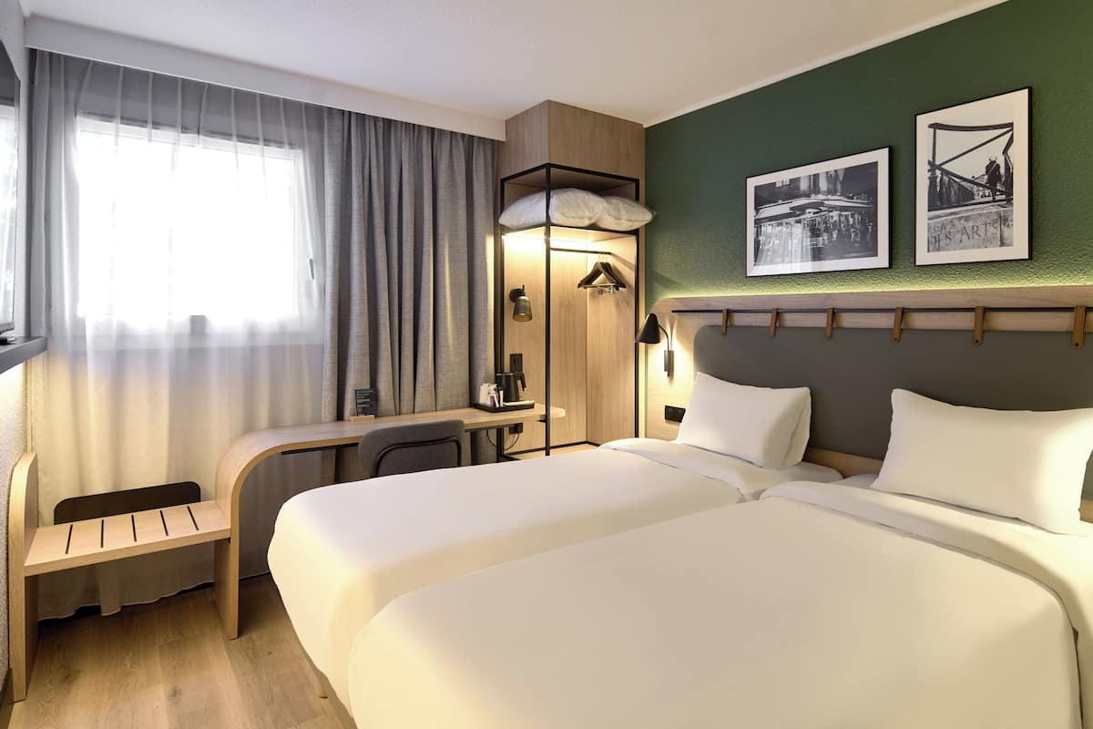 Standard Room, 2 Single Beds | Premium bedding, desk, blackout curtains, iron/ironing board