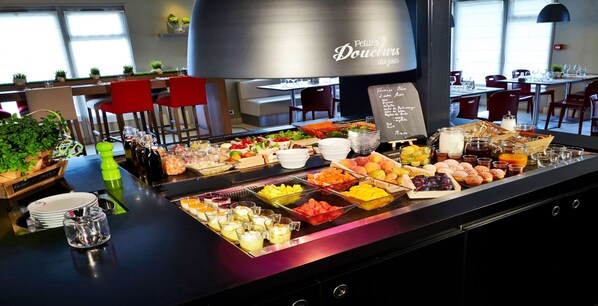 Frühstück, Mittagessen, Abendessen, französische Küche