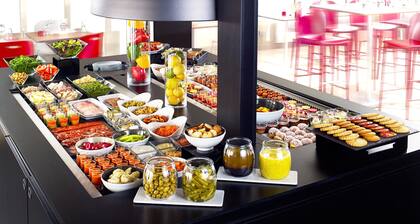 Hotel Campanile Livry Gargan