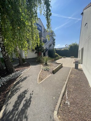 Exterior - Kyriad Meaux Sud – Nanteuil Les Meaux (Nanteuil-les-Meaux)