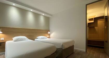 Kyriad Fontenay Tresigny