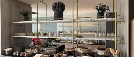 En buffet med flere hylder, et udvalg af madvarer og et moderne design.