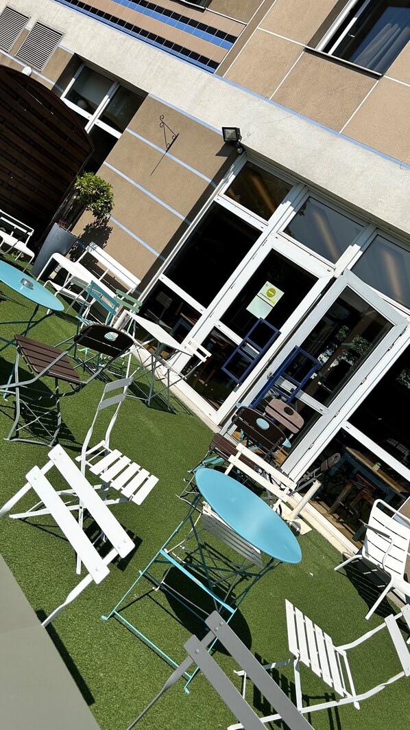 Terrace/patio - Tulip Hotels & Residences – Marne-la-Vallee Torcy (Torcy)