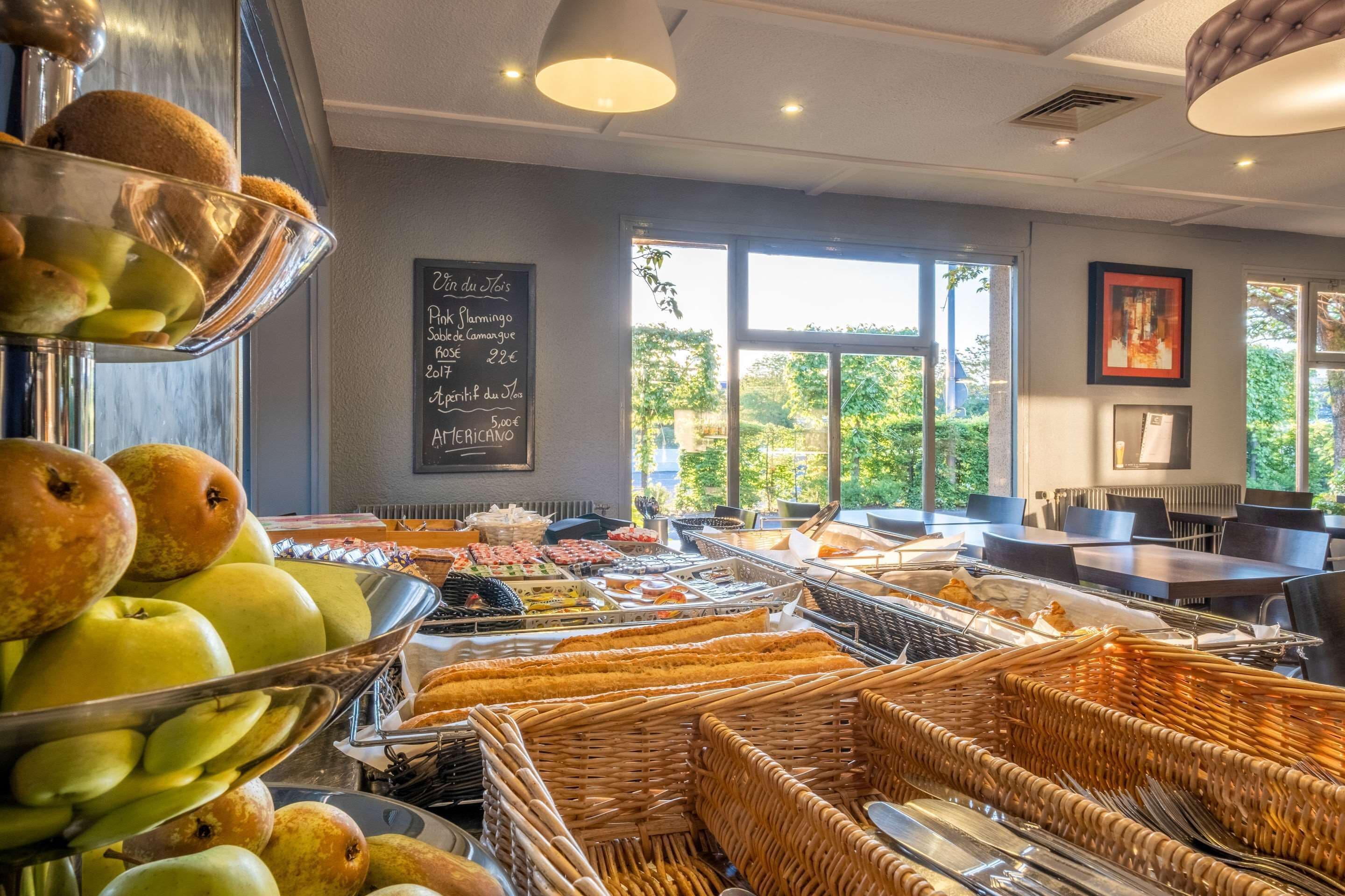 daily buffet breakfast (eur 12 per person)