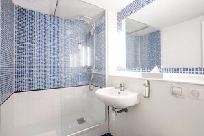 Bathroom - Comfort Hotel Rungis Orly (Rungis)