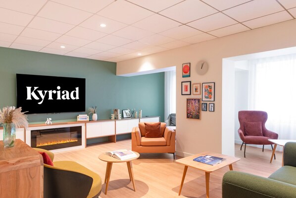 Lobby lounge - Hotel Kyriad Argenteuil (Argenteuil)