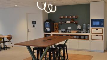 Daily buffet breakfast (EUR 12.90 per person)