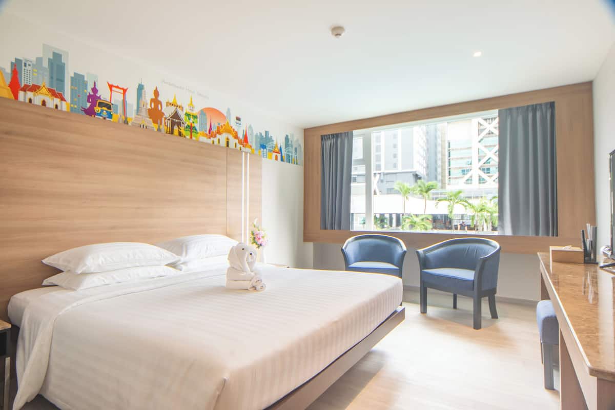 In-room safe, desk, laptop workspace, blackout curtains