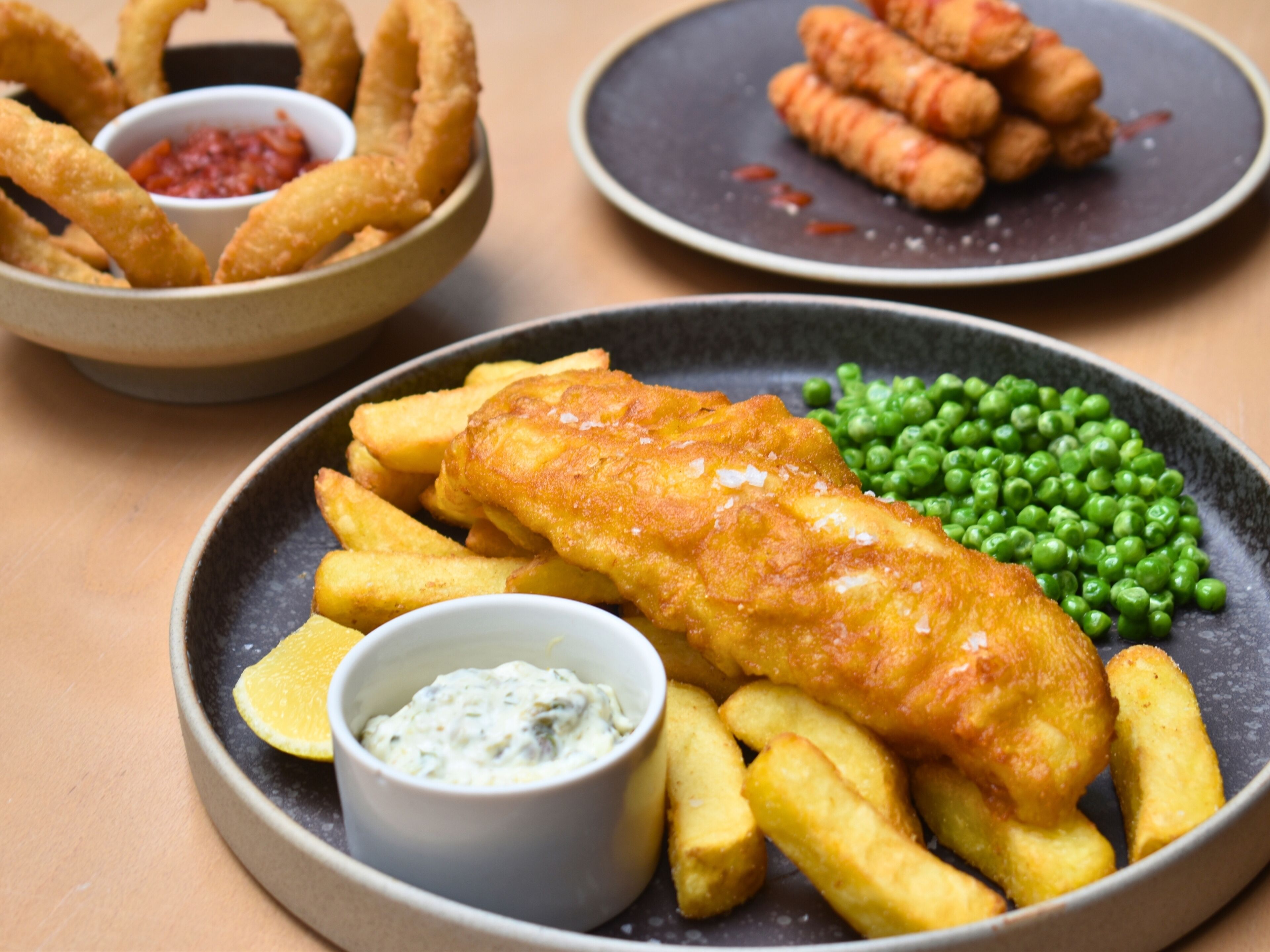 lunch and dinner served