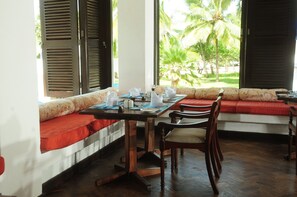 2 restauranter, internasjonale retter