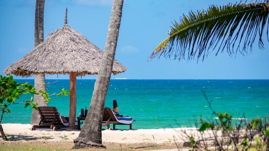 Jacaranda Indian Ocean Beach Resort