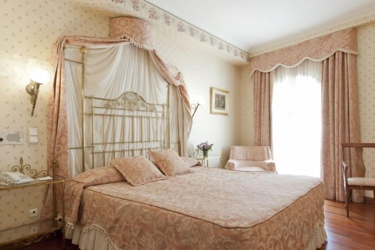 Minibar, in-room safe, blackout curtains, soundproofing