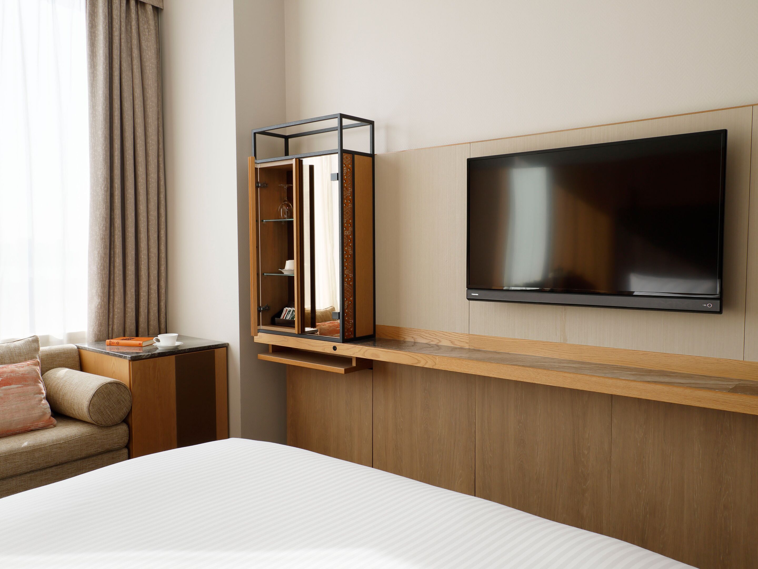 Premium bedding, minibar, in-room safe, desk