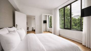 1 Schlafzimmer, Minibar, Zimmersafe, individuell dekoriert