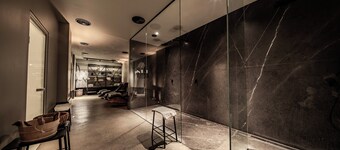 The Suite Hotel Garden