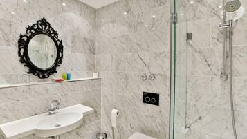 Haartrockner, Handtücher