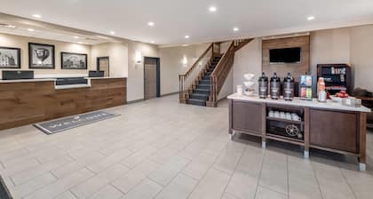 Country Inn & Suites by Radisson, Findlay, OH